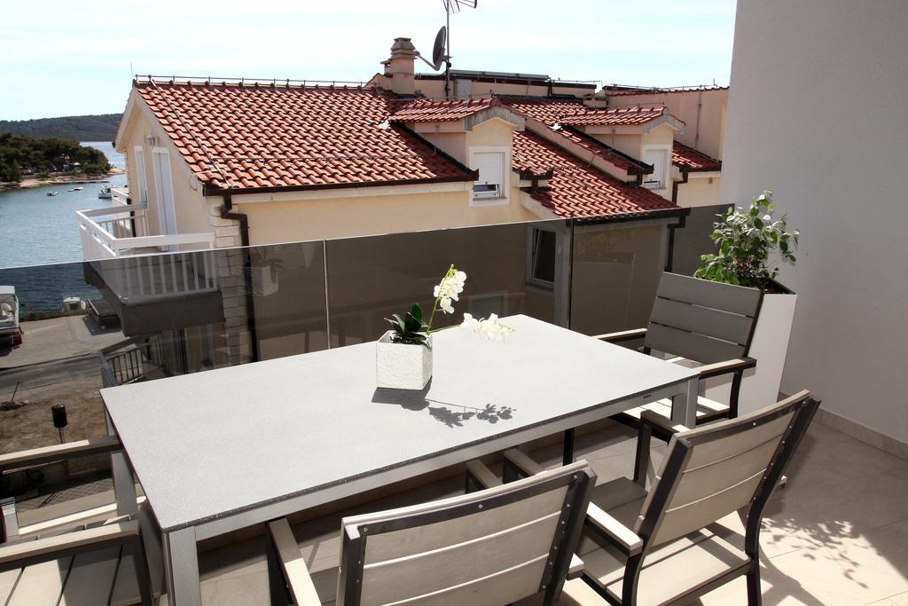 Apartments Villa Aquamarie Trogir Zewnętrze zdjęcie