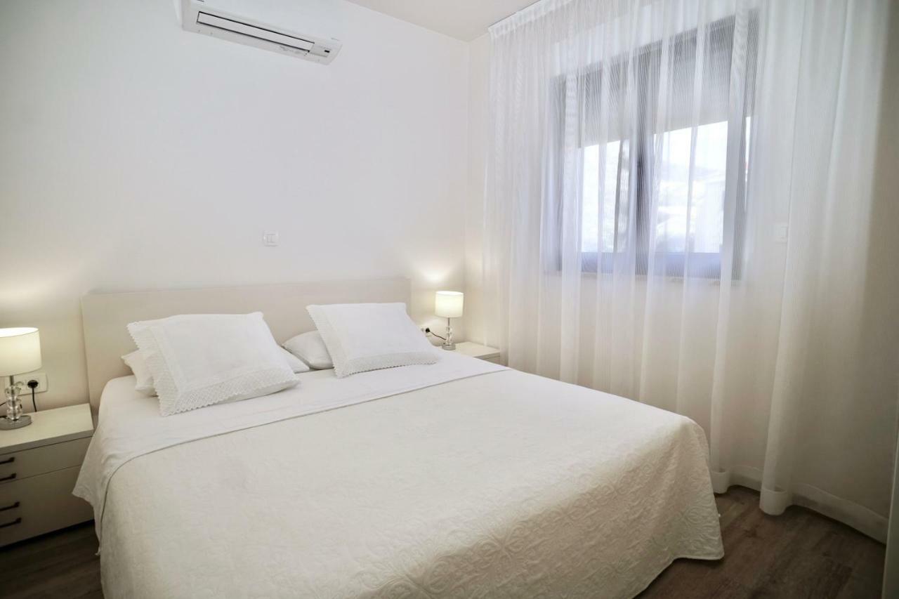 Apartments Villa Aquamarie Trogir Zewnętrze zdjęcie